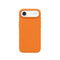Opvallend oranje Mastersøn iPhone 17 Air hoesje voorzien van een zilveren aluminium accentrand #oranje